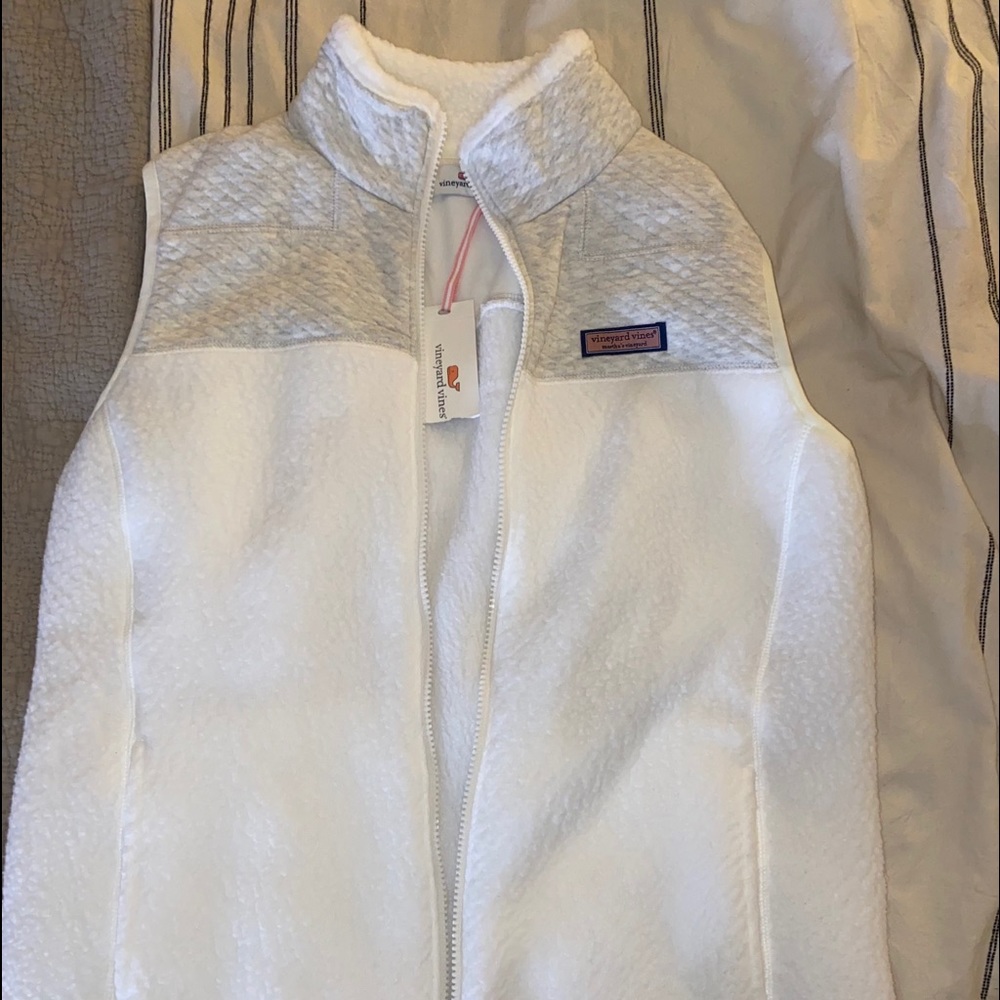Vineyard vines Sherpa vest